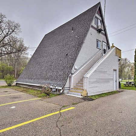 Bright And Cozy A-Frame Studio Steps To River! Algonac 외부 사진